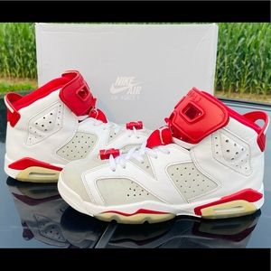 Jordan 6 Retro ‘Alternate Hare’ size(6.5y)…